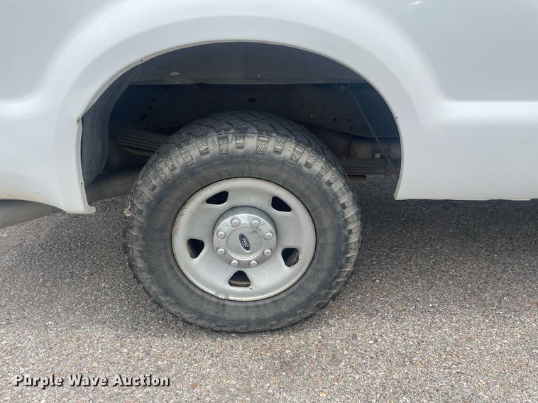 image for item DQ2934 2008 Ford F250 Super Duty XL  SuperCab pickup truck