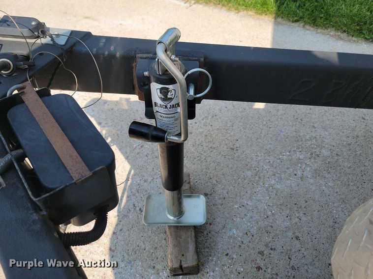 image for item DQ7493 2015 H&H TC 16 2  enclosed cargo trailer