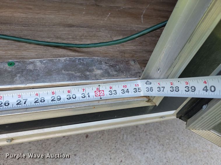 image for item DQ7493 2015 H&H TC 16 2  enclosed cargo trailer