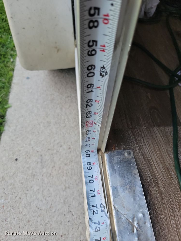 image for item DQ7493 2015 H&H TC 16 2  enclosed cargo trailer