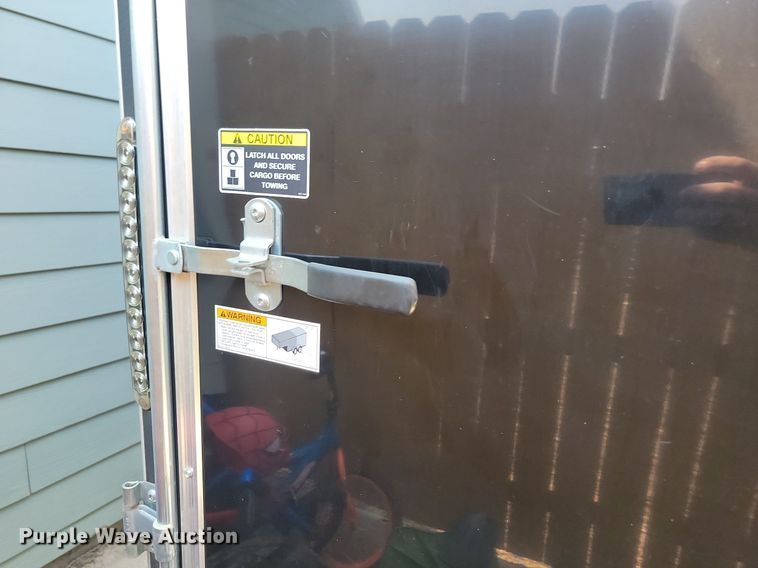 image for item DQ7493 2015 H&H TC 16 2  enclosed cargo trailer