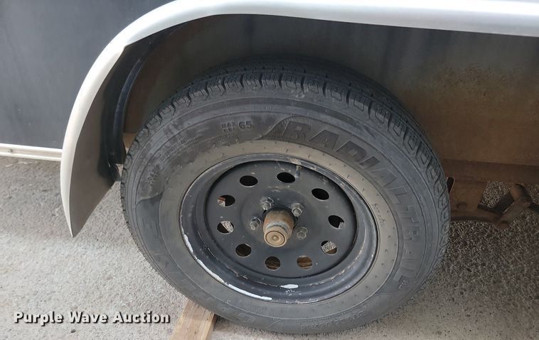 image for item DQ7493 2015 H&H TC 16 2  enclosed cargo trailer