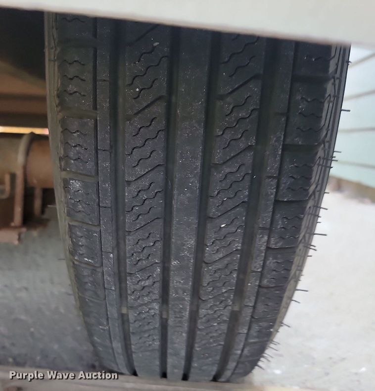 image for item DQ7493 2015 H&H TC 16 2  enclosed cargo trailer