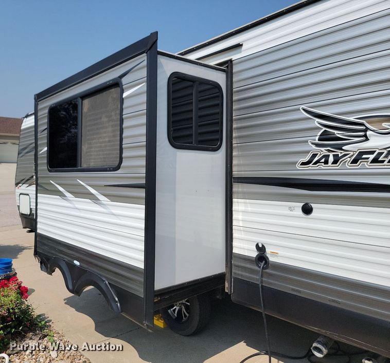 image for item DQ7494 2018 Jayco Jay Flight 24BRS  camper