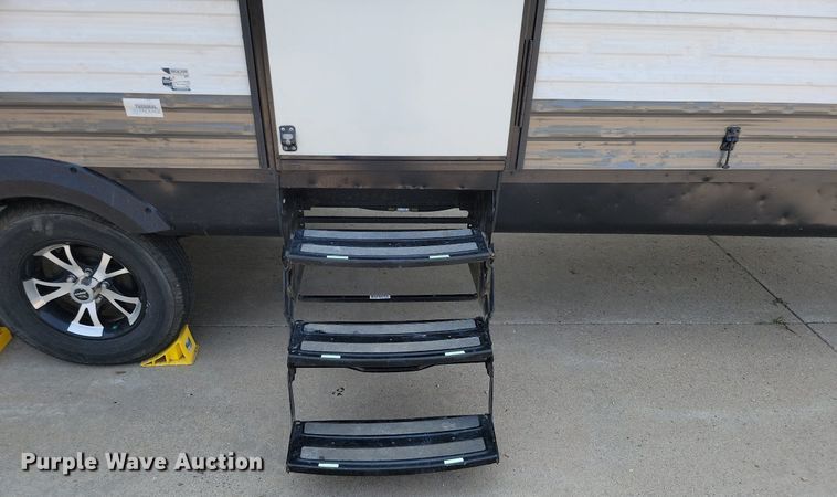 image for item DQ7494 2018 Jayco Jay Flight 24BRS  camper