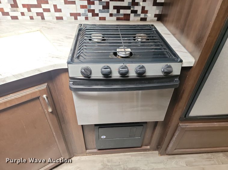 image for item DQ7494 2018 Jayco Jay Flight 24BRS  camper