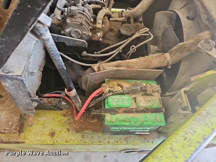 image for item DR3400 Clark GCX15E  forklift