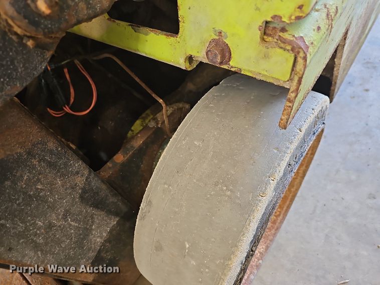 image for item DR3400 Clark GCX15E  forklift