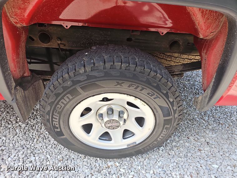 image for item DR3409 2014 GMC Sierra 1500  pickup truck