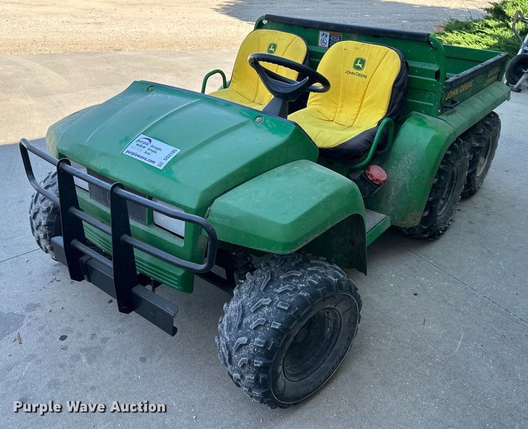 image for item DS2105 2006 John  Deere Gator  utility vehicle