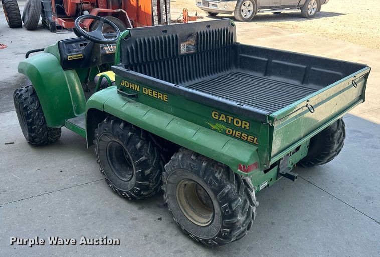 image for item DS2105 2006 John  Deere Gator  utility vehicle