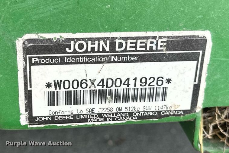 image for item DS2105 2006 John  Deere Gator  utility vehicle