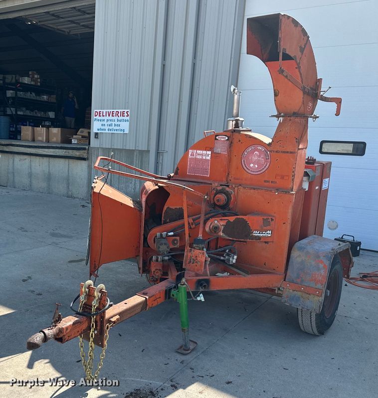 image for item DS2106 Morbark Eager Beaver  wood chipper