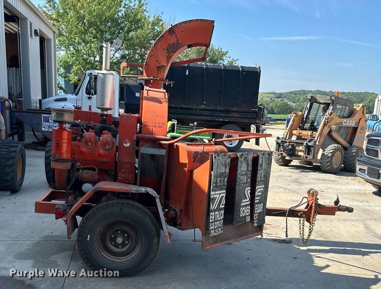 image for item DS2106 Morbark Eager Beaver  wood chipper