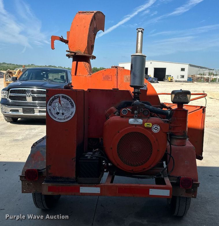 image for item DS2106 Morbark Eager Beaver  wood chipper