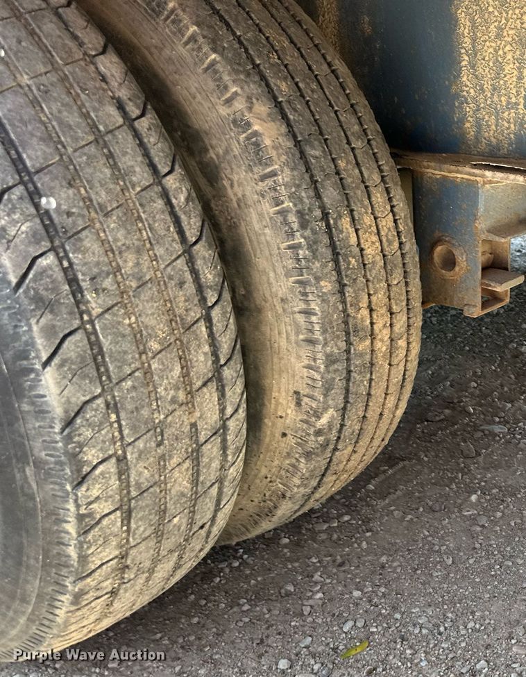 image for item DS2107 2002 Travalong  equipment trailer