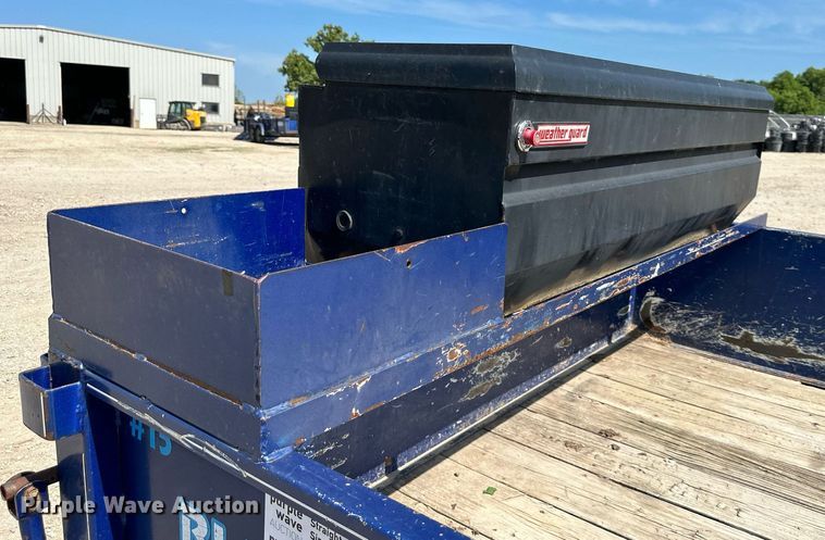 image for item DS2108 2005 Titan 4875  utility trailer