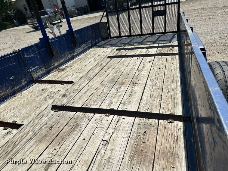 image for item DS2108 2005 Titan 4875  utility trailer