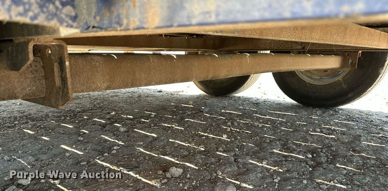 image for item DS2108 2005 Titan 4875  utility trailer