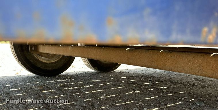 image for item DS2108 2005 Titan 4875  utility trailer