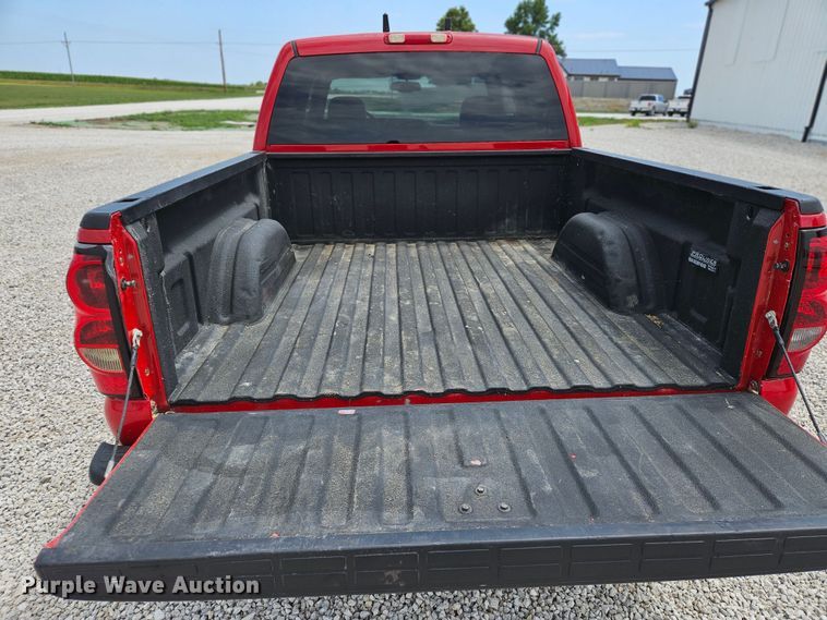 image for item DS6472 2006 Chevrolet Silverado 1500  Crew Cab pickup truck