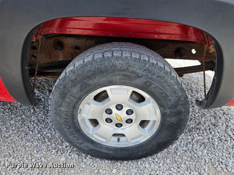 image for item DS6472 2006 Chevrolet Silverado 1500  Crew Cab pickup truck