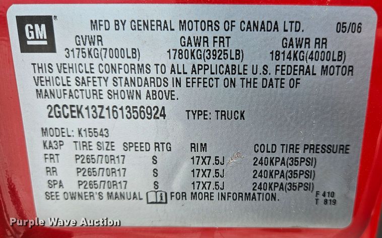 image for item DS6472 2006 Chevrolet Silverado 1500  Crew Cab pickup truck