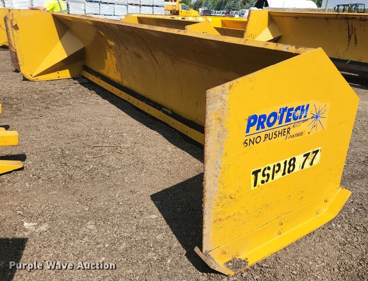 image for item DS8877 Pro-Tech  18' W snow pusher