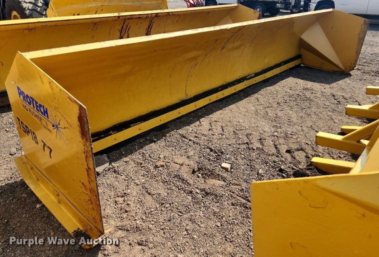 image for item DS8877 Pro-Tech  18' W snow pusher