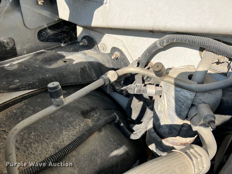 image for item II9216 2003 Chevrolet Silverado 1500  pickup truck