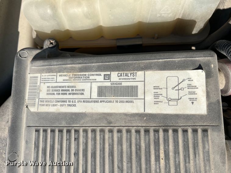 image for item II9216 2003 Chevrolet Silverado 1500  pickup truck