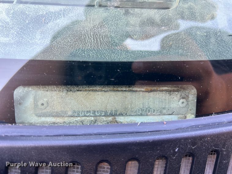 image for item II9216 2003 Chevrolet Silverado 1500  pickup truck