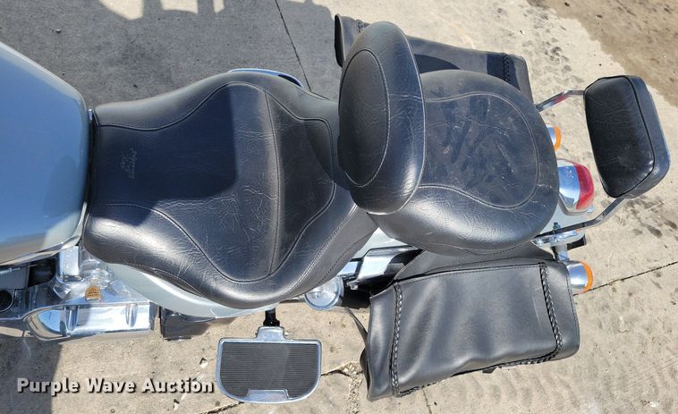 image for item IQ9770 2004 Honda VTX1300C  motorcycle