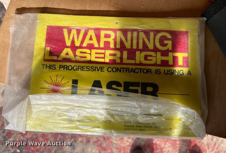 image for item IR9254 1994 Spectra-Physics Laserplane 1110XL  laser level