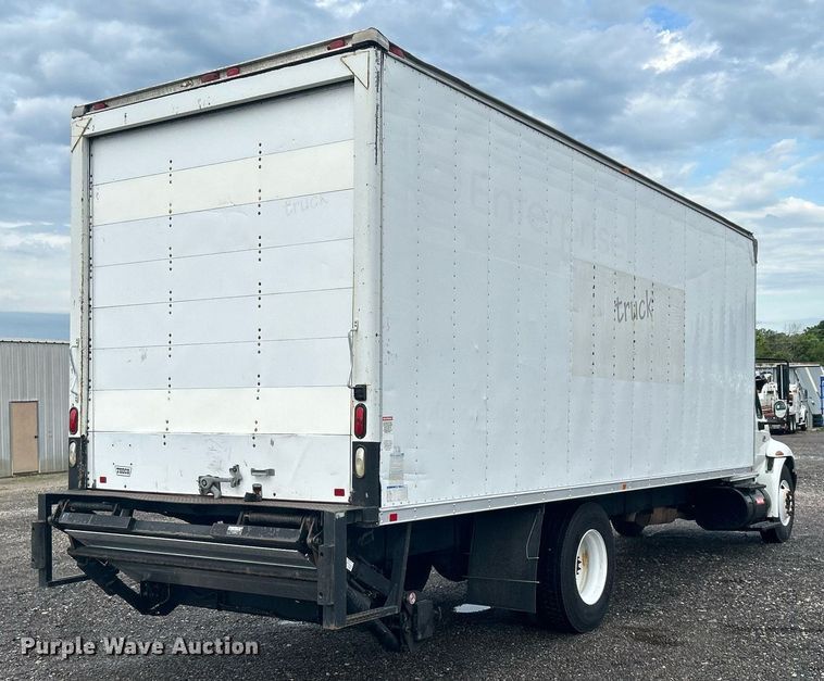 image for item KW9164 2007 International 4300  box truck