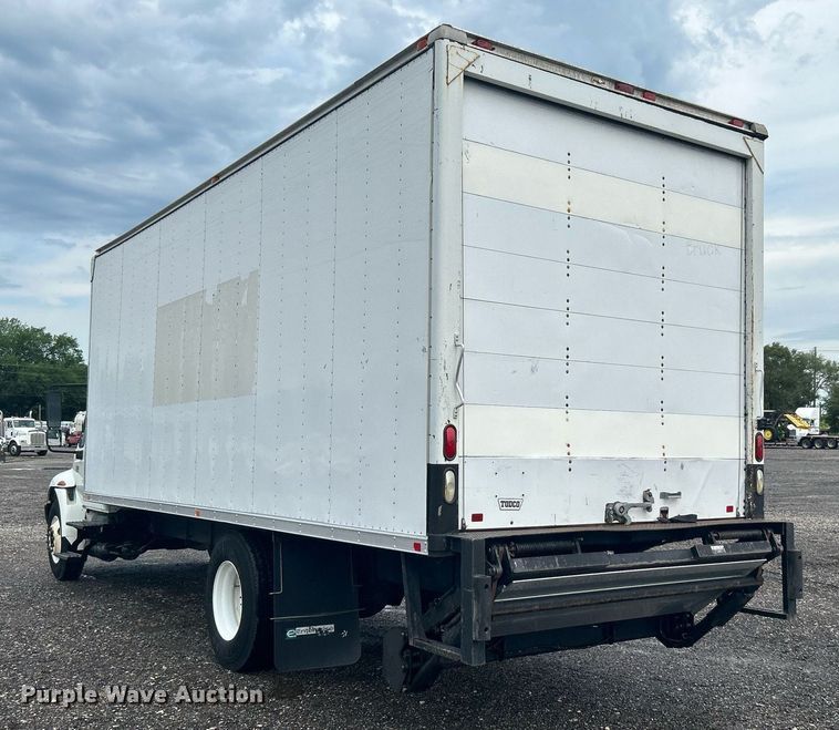 image for item KW9164 2007 International 4300  box truck