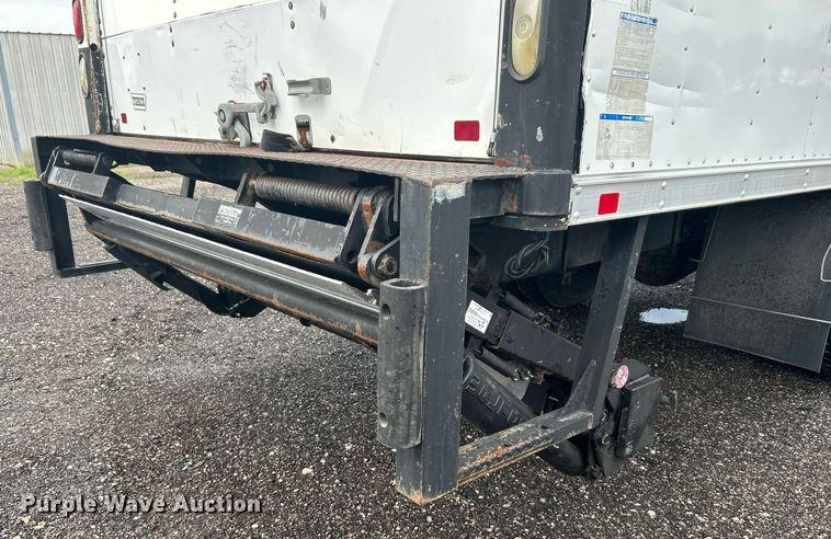 image for item KW9164 2007 International 4300  box truck