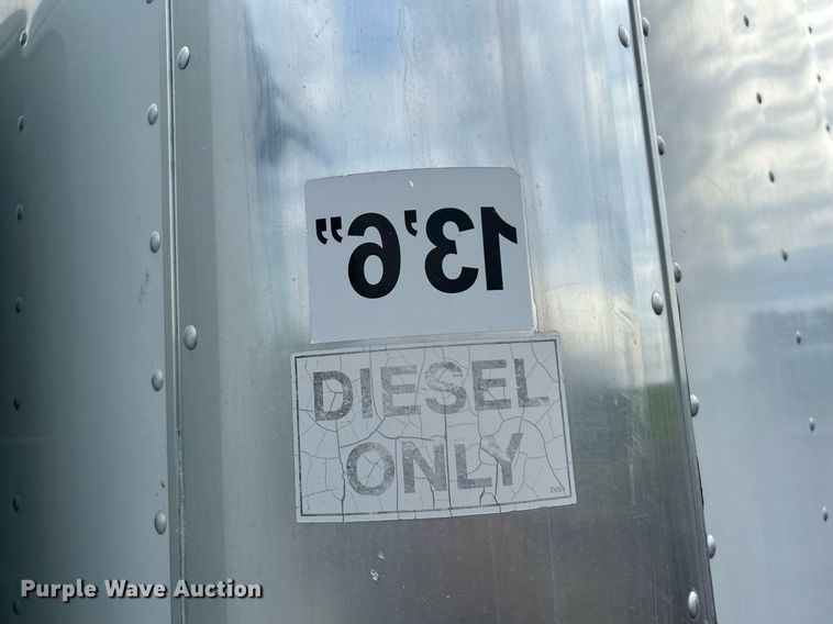 image for item KW9164 2007 International 4300  box truck