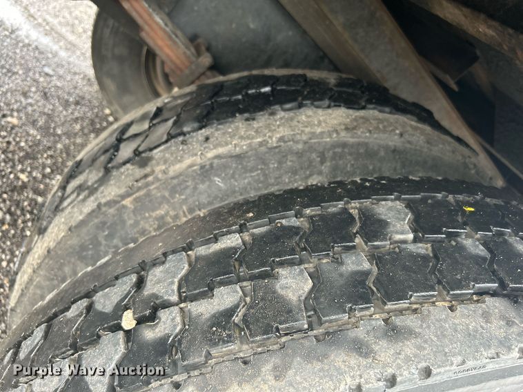 image for item KW9164 2007 International 4300  box truck