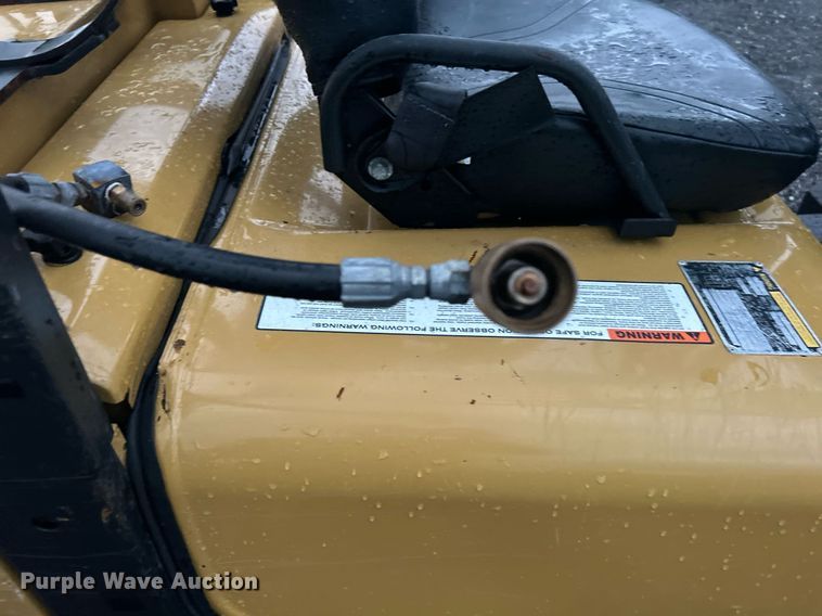 image for item KW9170 2000 Caterpillar GC18K  forklift