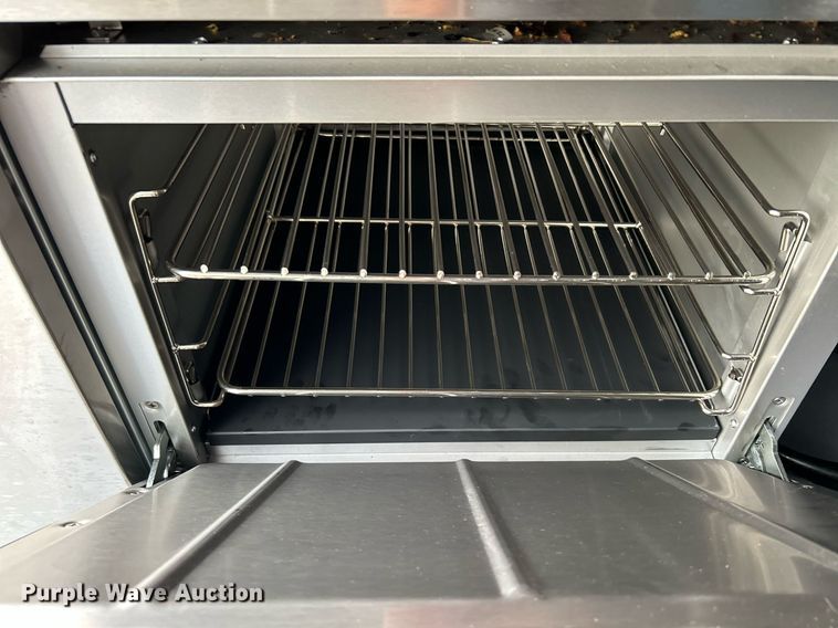 image for item KW9183 2022 The Fud Trailer  food trailer