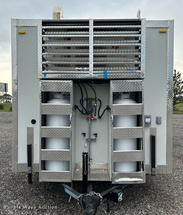 image for item KW9183 2022 The Fud Trailer  food trailer