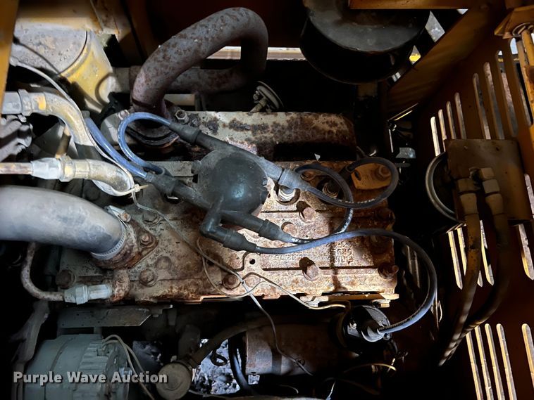 image for item LI9568 Allis Chalmers ACC30  forklift