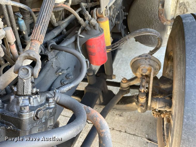 image for item LJ9556 2007 Sterling AT9500  semi truck