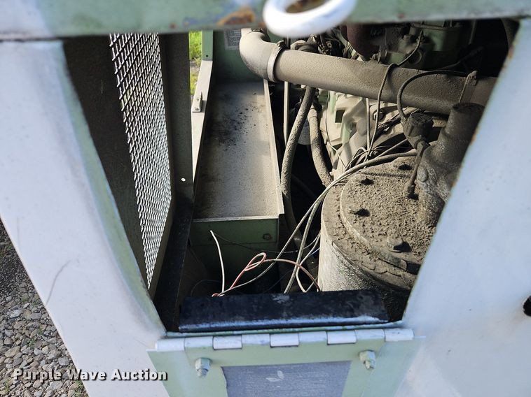 image for item LM9076 (2) air compressors