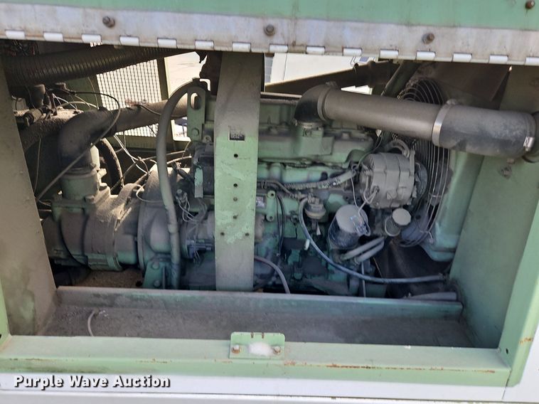 image for item LM9076 (2) air compressors