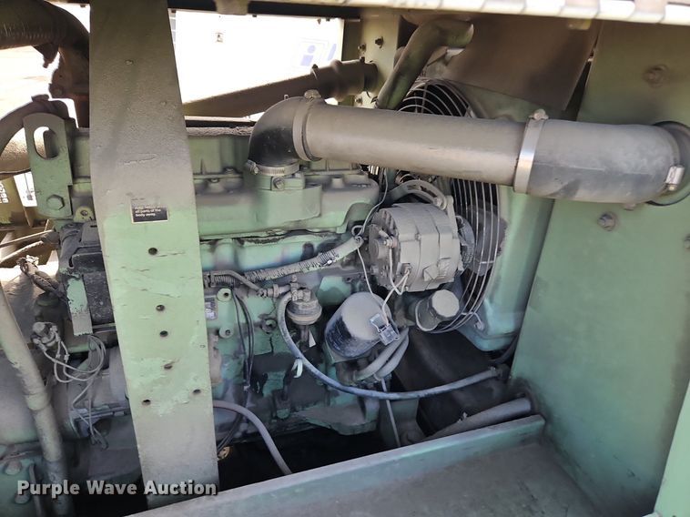 image for item LM9076 (2) air compressors