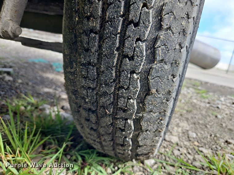 image for item LM9076 (2) air compressors