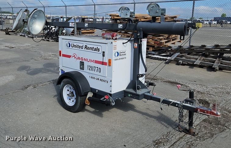 image for item LM9077 Magnum MLT3060M  light plant