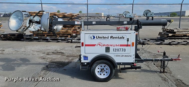 image for item LM9077 Magnum MLT3060M  light plant